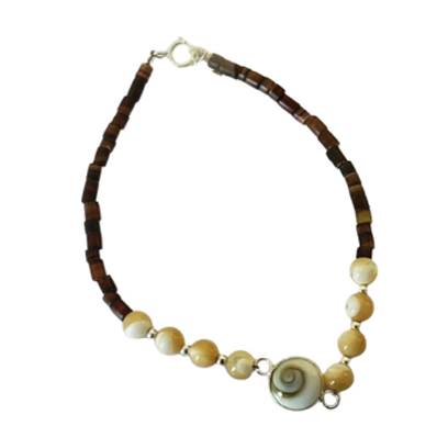 Bracelet Minorquine Marron Et Coquillages Avec Œil De Sainte Lucie