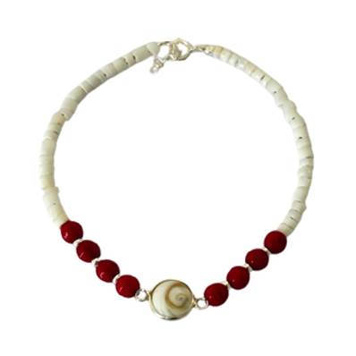 Bracelet Minorquine Blanche Et Corail Teinté Avec Œil De Sainte Lucie