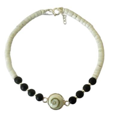 Bracelet Minorquine Blanche Et Pierre De Lave Avec Œil De Sainte Lucie