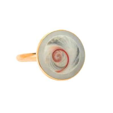 Bague plaqué or 750/°°° Oeil de Méditerranée et nacre blanche